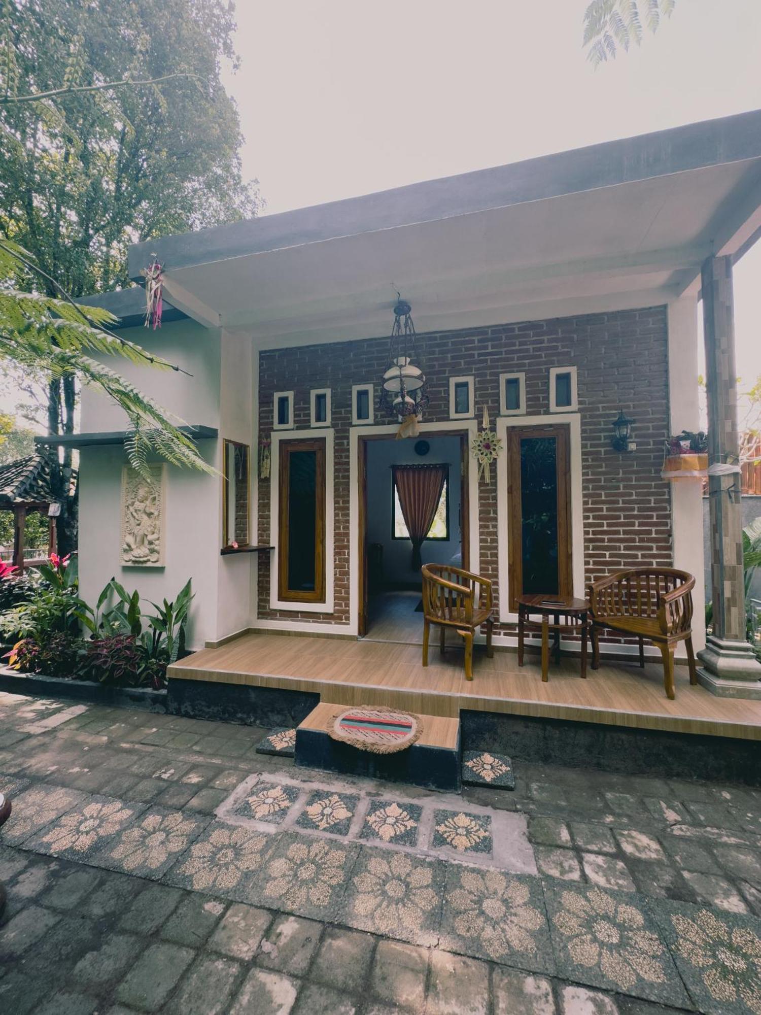 Homestay Sente Munduk Eksteriør billede