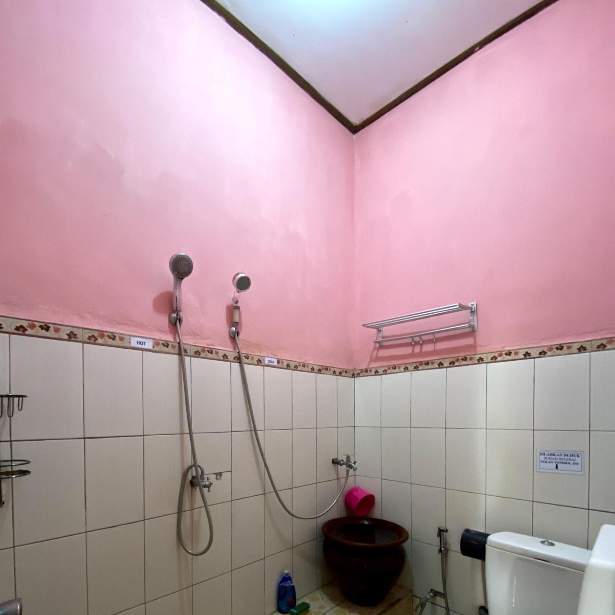 Homestay Sente Munduk Eksteriør billede